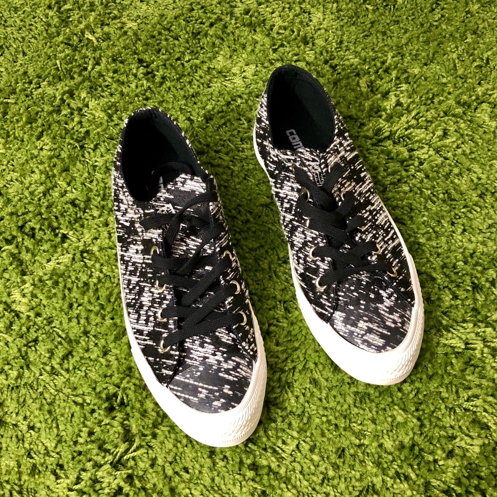 Converse Chuck Taylor All Star Gemma OX Women’s Shoes Size 7 - New In Box